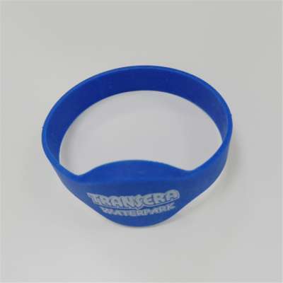 EM4305 rfid silicone wristbands for swimming